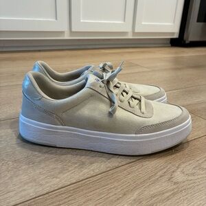 Kizik Prage Bone Lace Up Sneaker Hands Free Size Women’s 7 Wide/Men’s 5.5 Wide